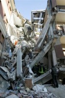 /album/fotogaleria-zemetrasenie-taliansko-april-2009/italy-quake-jpg/